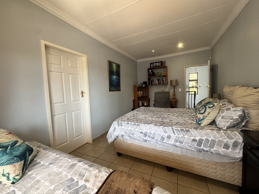 To Let 3 Bedroom Property for Rent in La Hoff North West